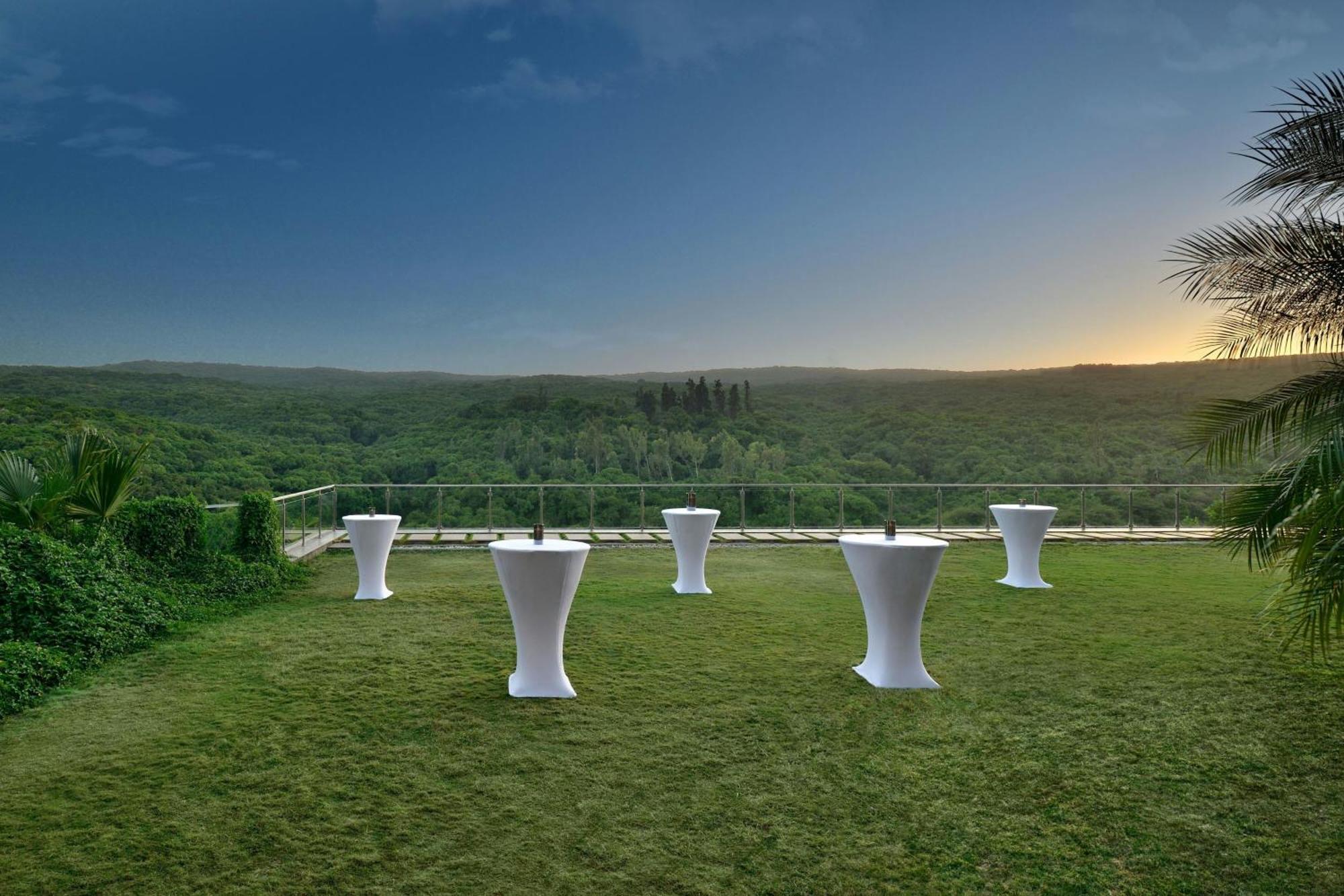 Courtyard By Marriott Mahabaleshwar Hotel Kültér fotó